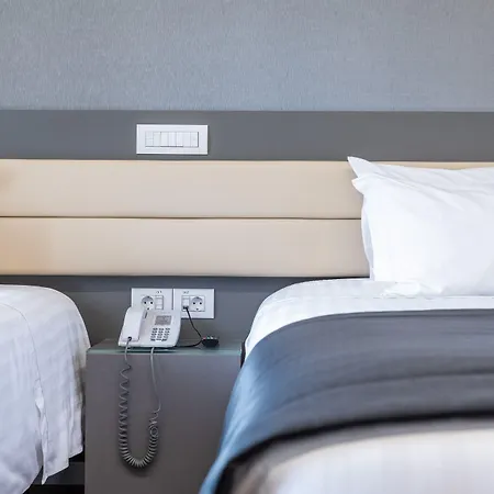 Alif Campo Pequeno Otel