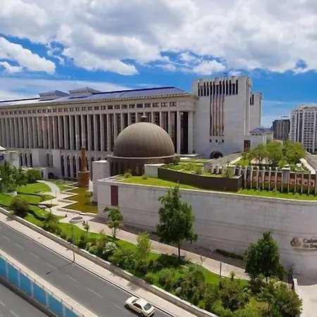 Alif Campo Pequeno Hotell 3*