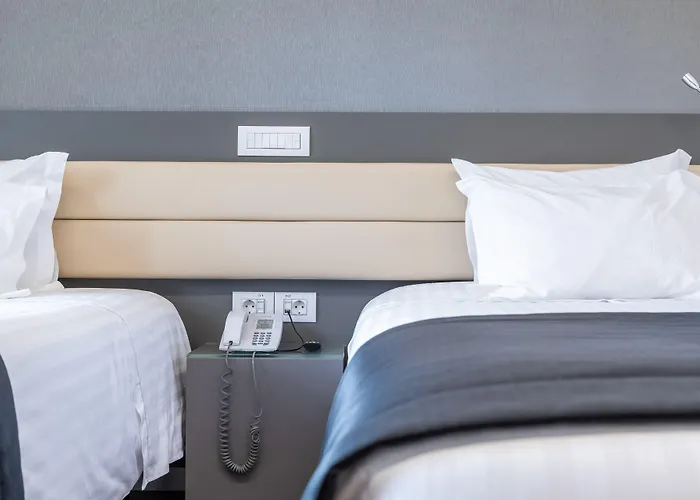 Alif Campo Pequeno Hotel