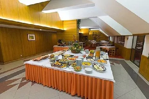 Hotel Alif Campo Pequeno 3*