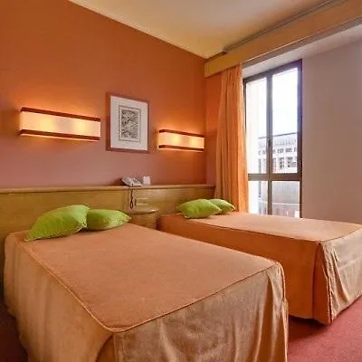 Alif Campo Pequeno Hotell 3*