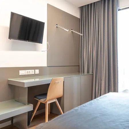 Alif Campo Pequeno Hotell Lisboa